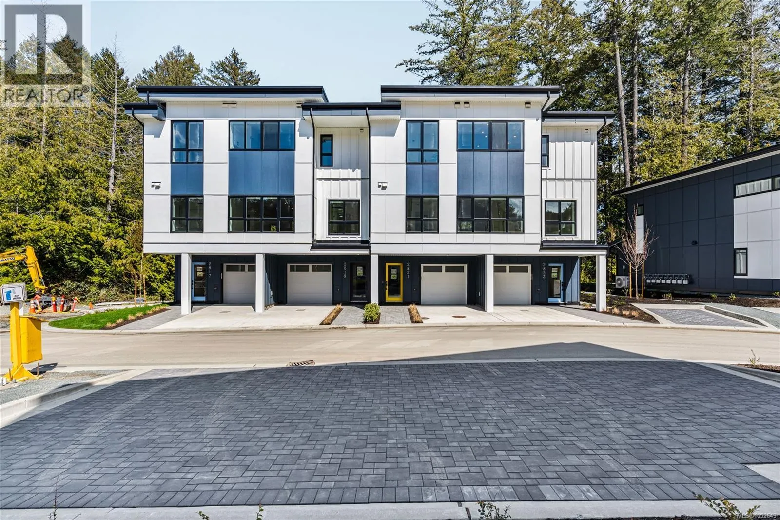 1224 Drifter End