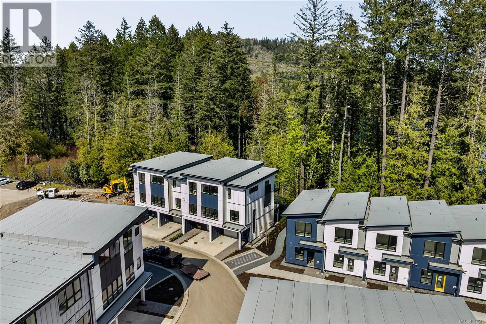 1224 Drifter End