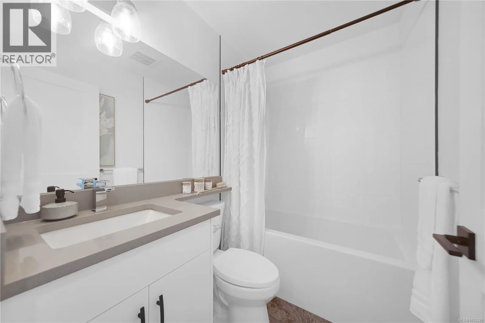 1224 Drifter End