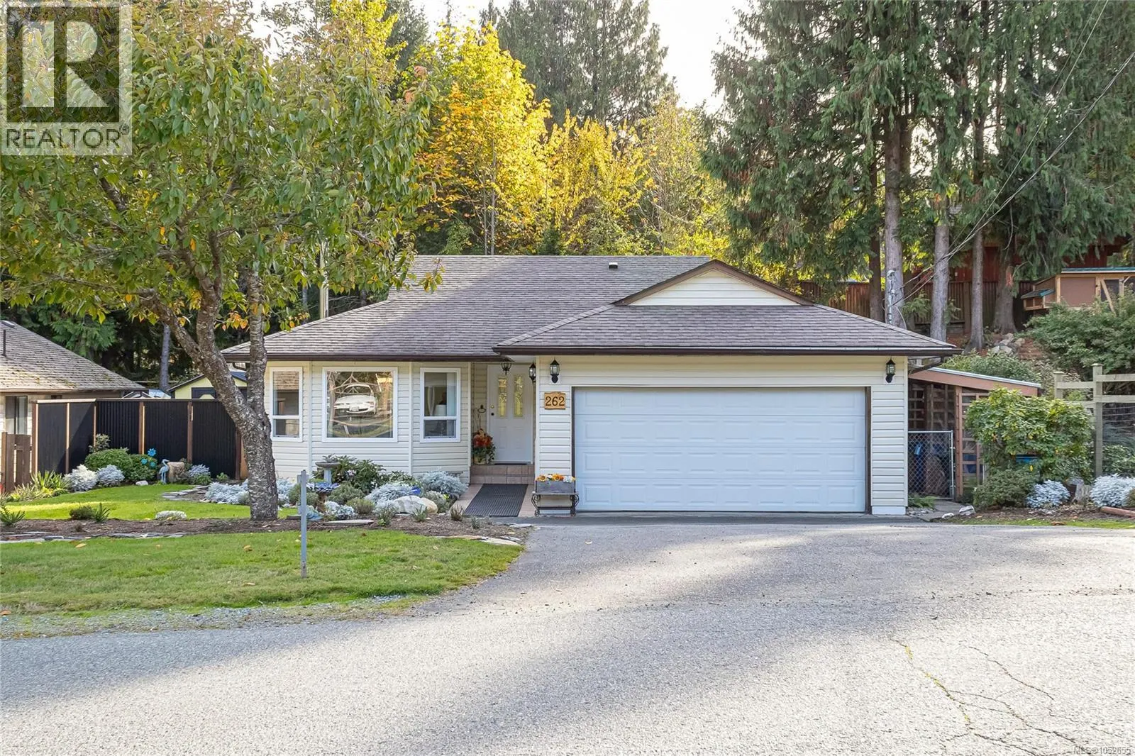 262 River Rd