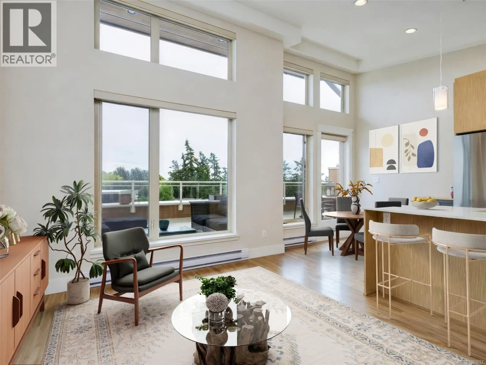 401 7161 West Saanich Rd