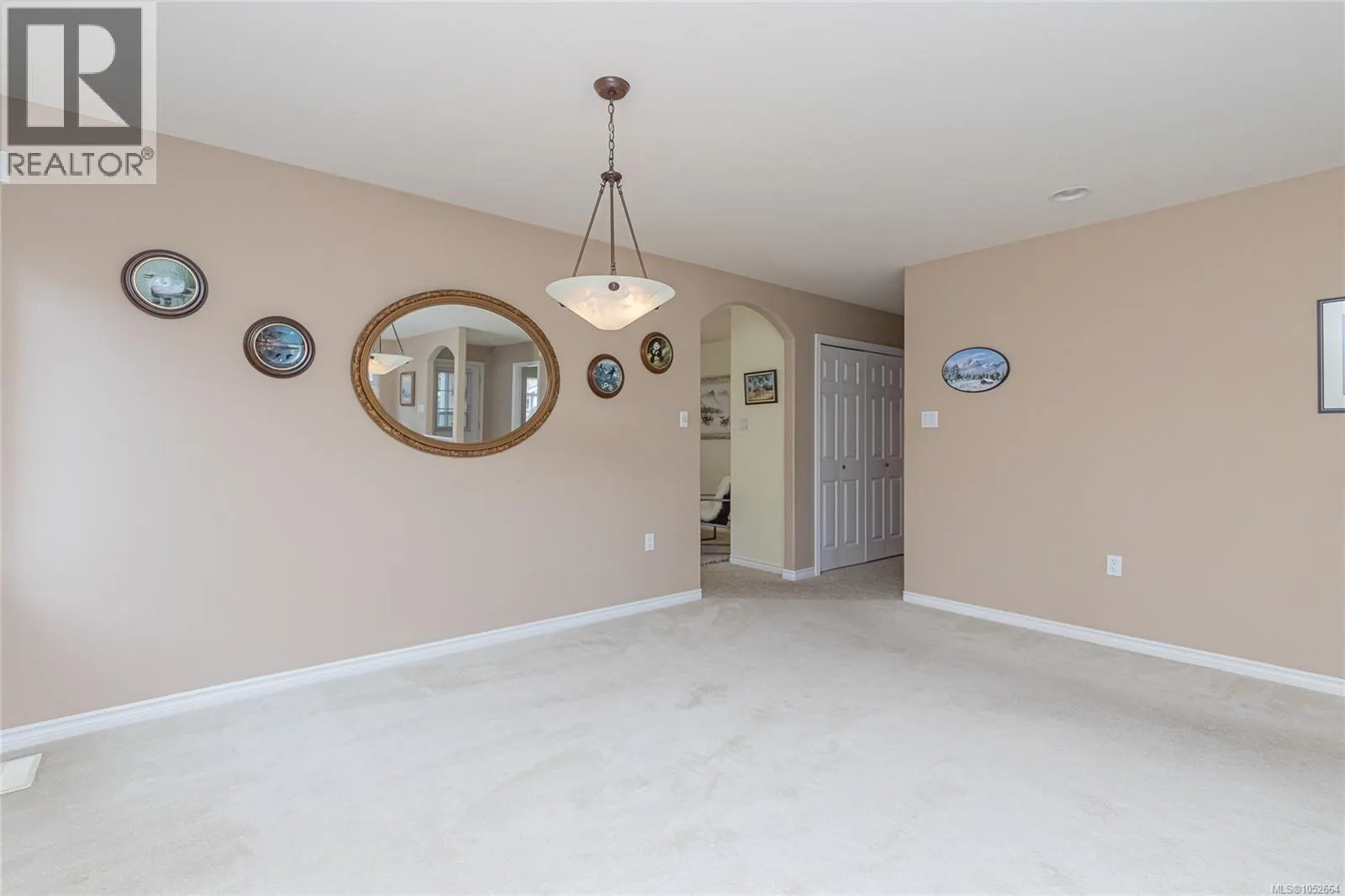 87 Bridgewater Lane