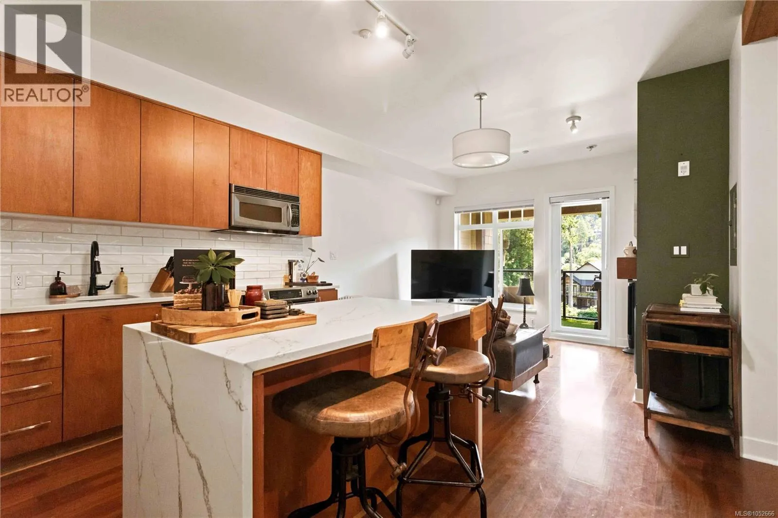 306 1375 Bear Mountain Pkwy