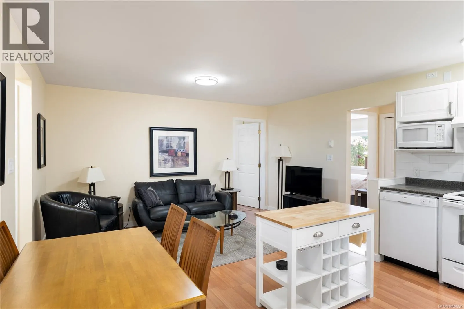 4596 Bonnieview Pl