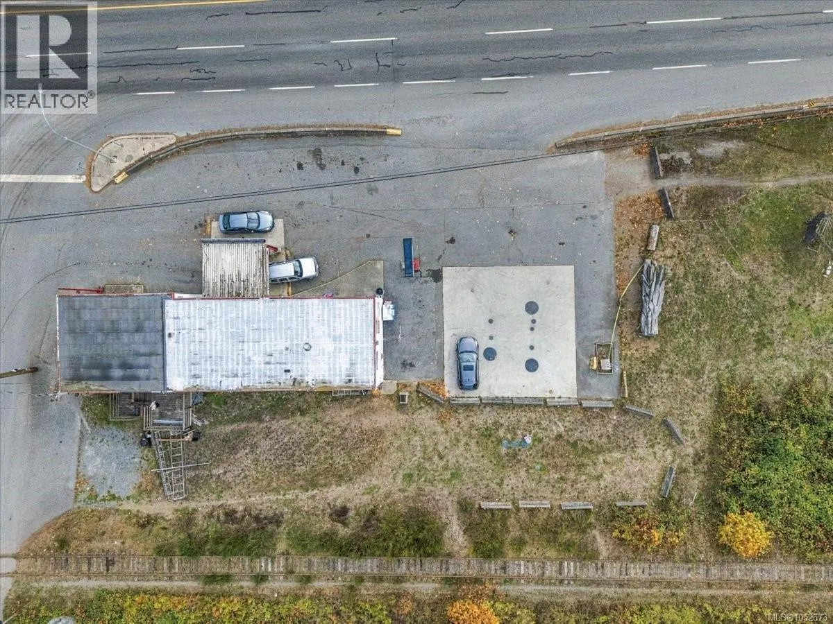 3225 Trans Canada Hwy