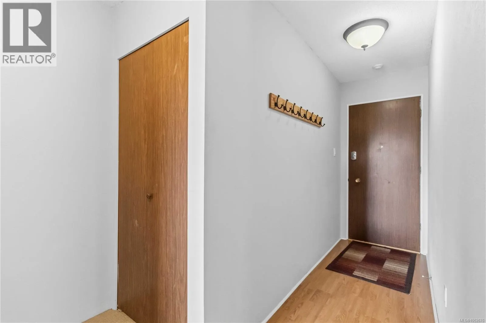 401 1571 Mortimer St