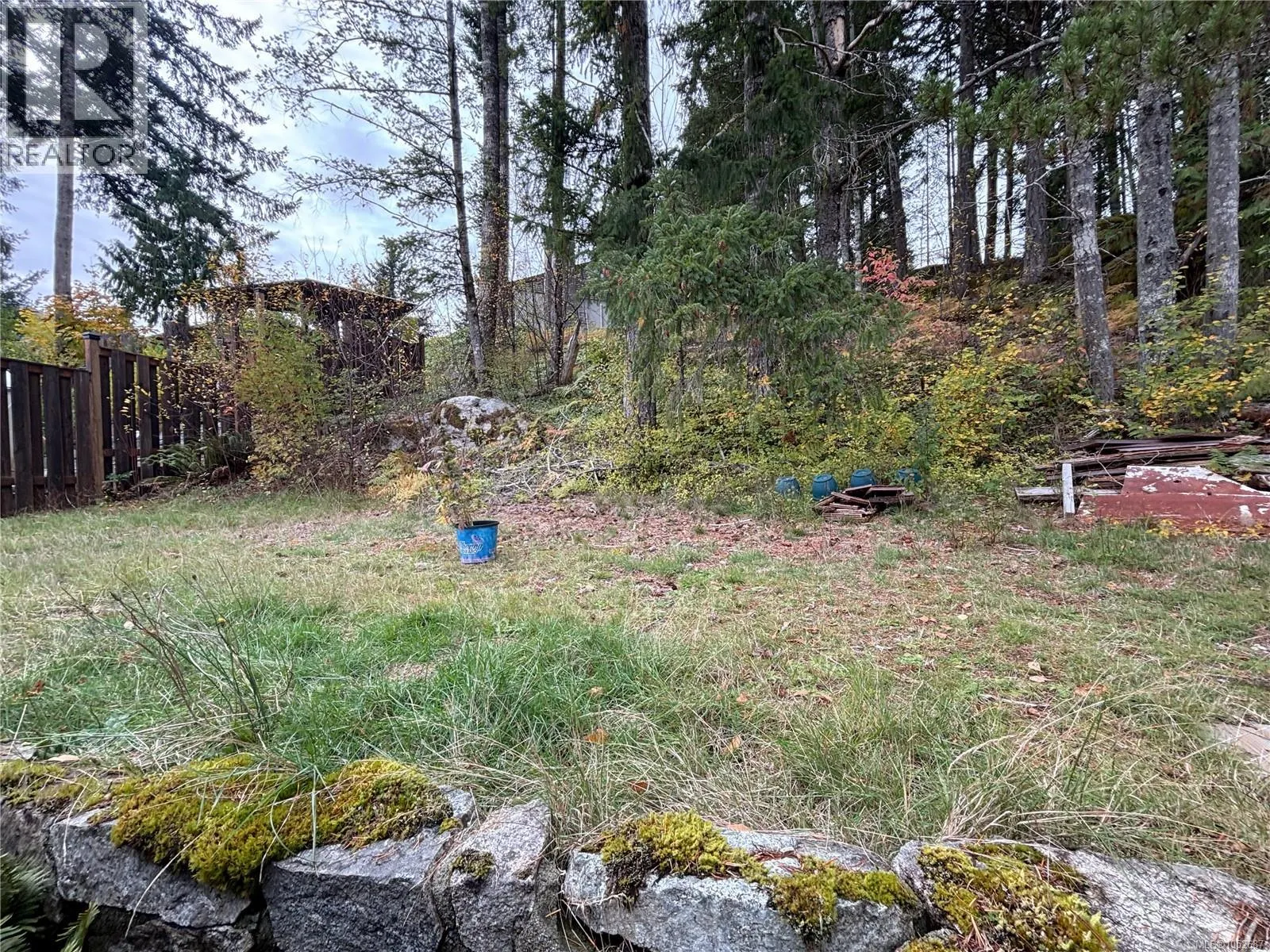 410 Nootka Dr