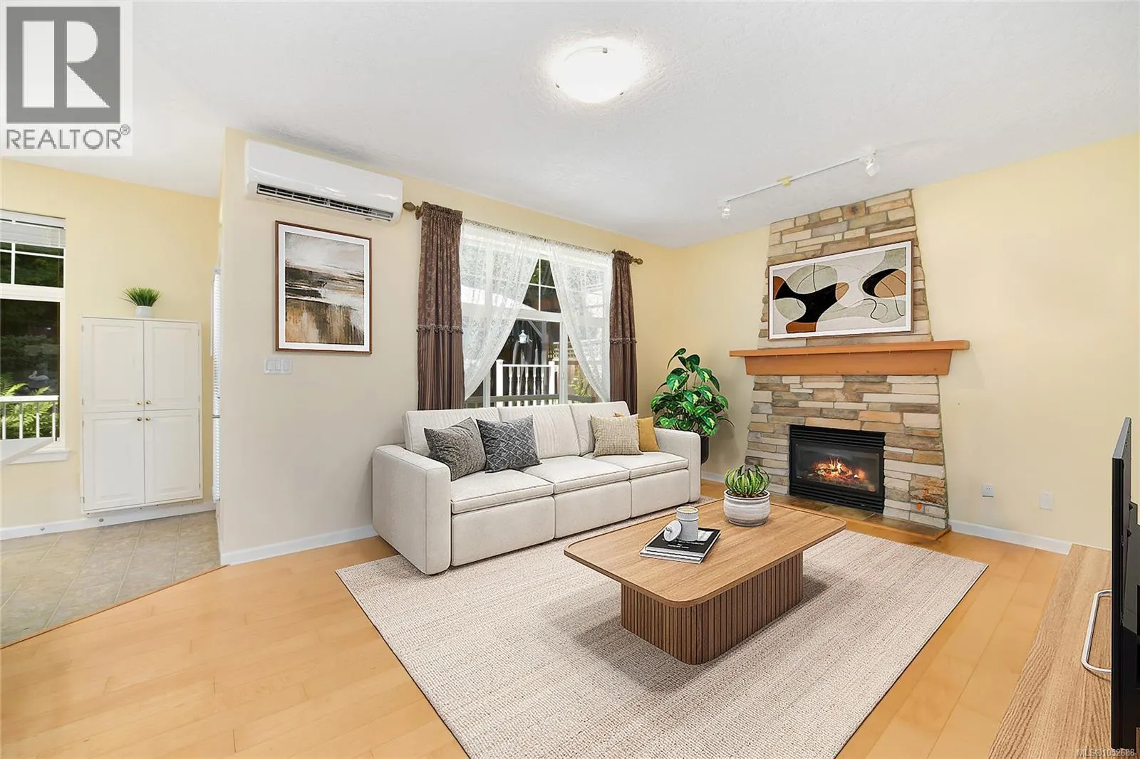 6466 WILLOWPARK Way