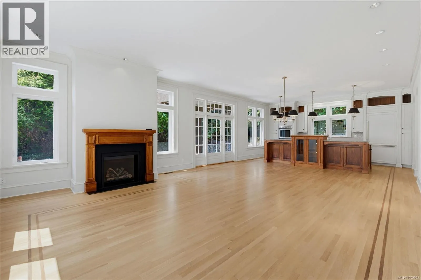1568 Montgomery Ave