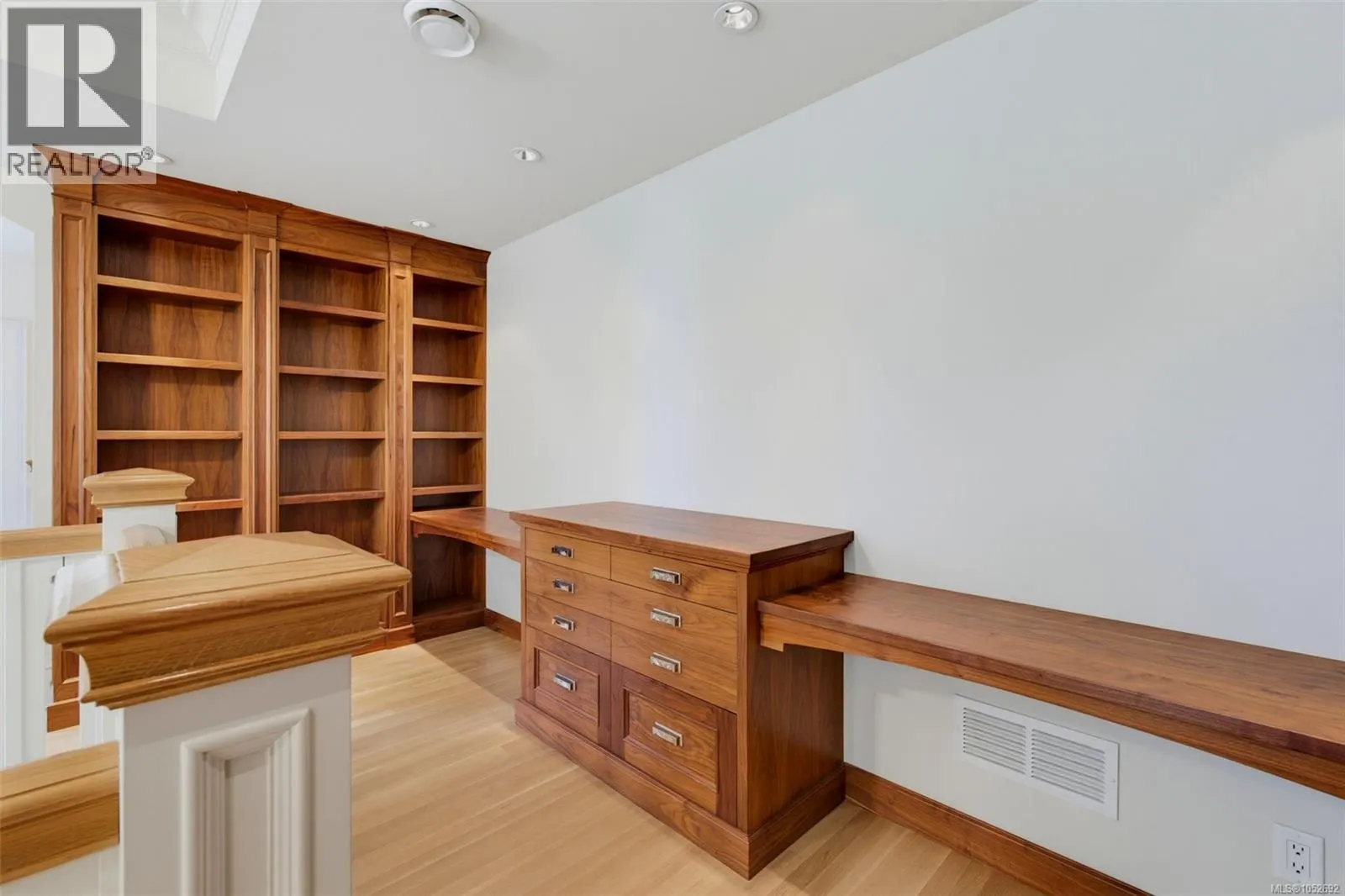 1568 Montgomery Ave
