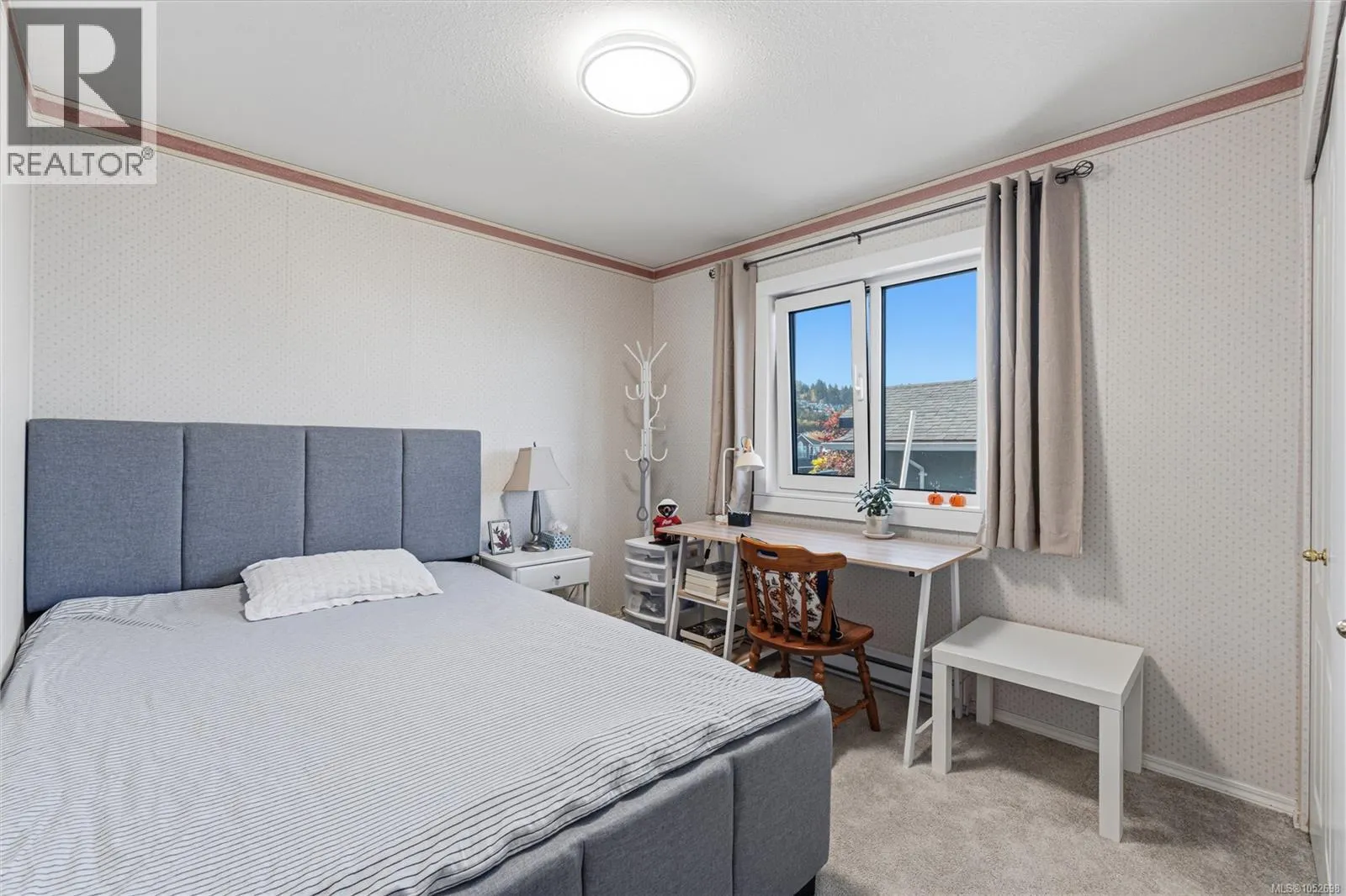 5072 Vista View Cres
