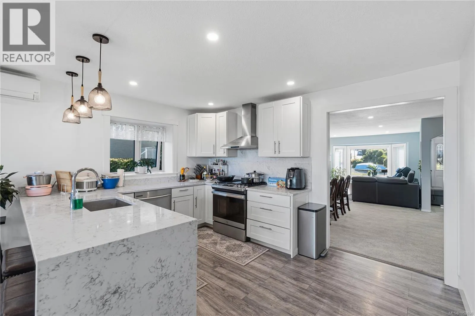 5072 Vista View Cres