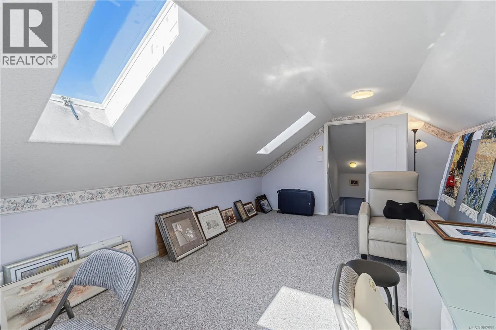 5072 Vista View Cres
