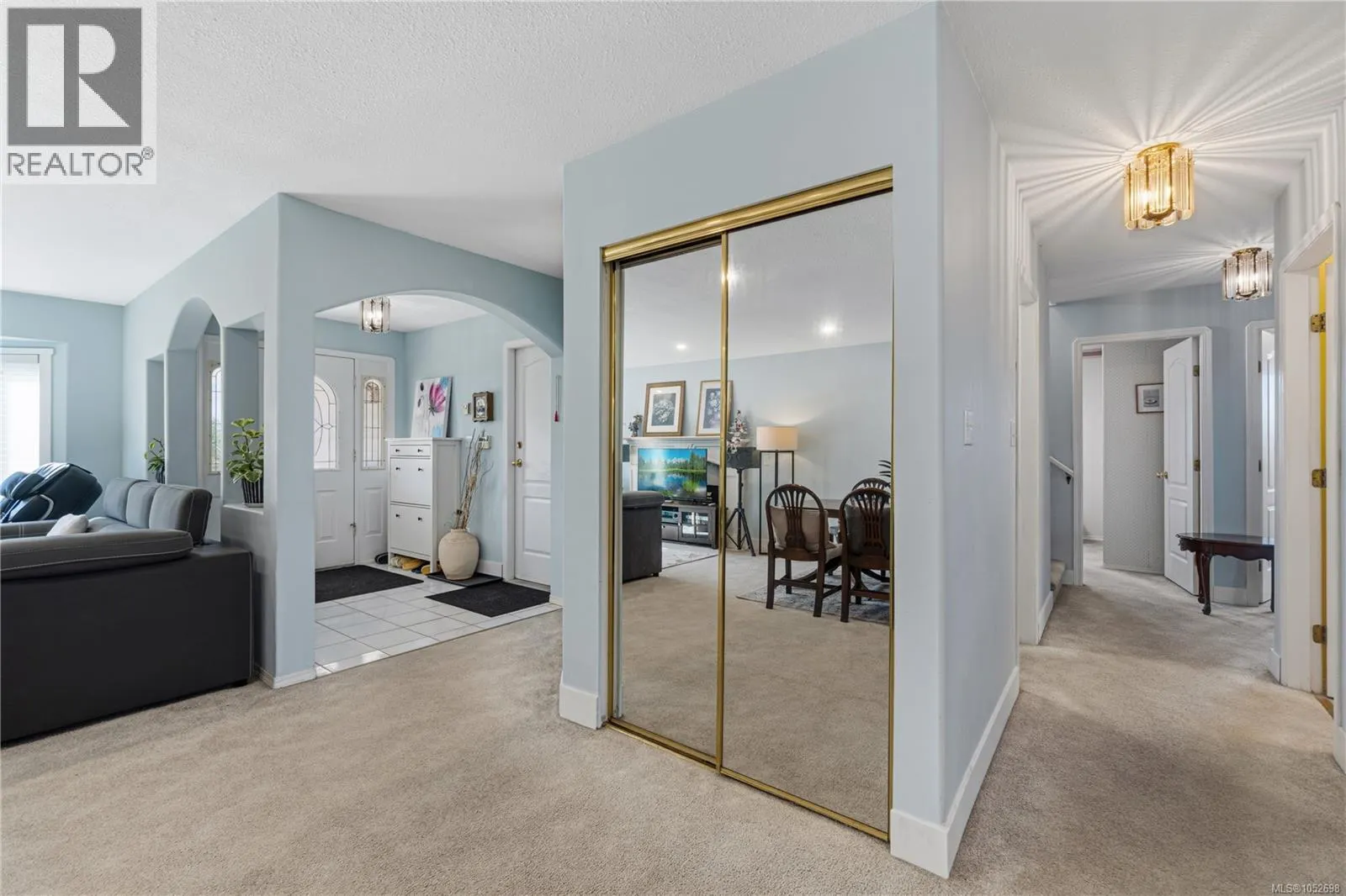 5072 Vista View Cres