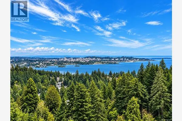 3392 Haida Dr