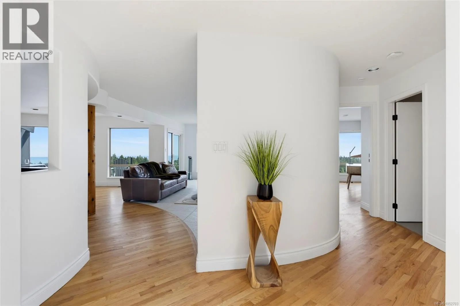3392 Haida Dr