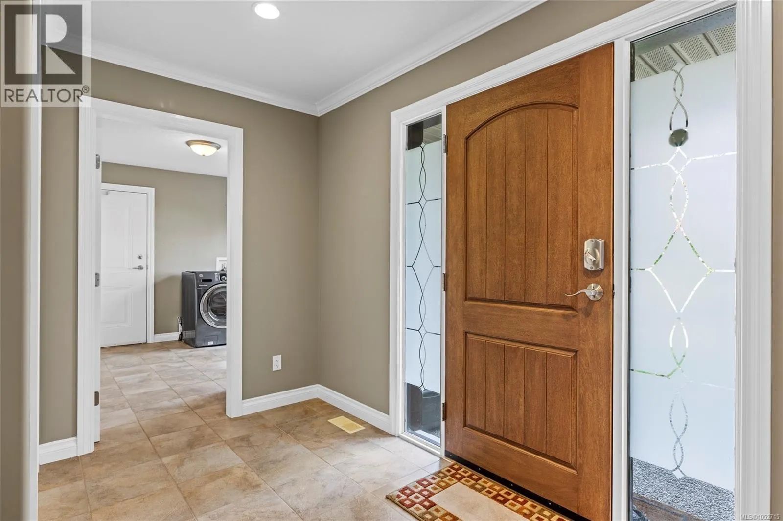 315 Crabapple Cres