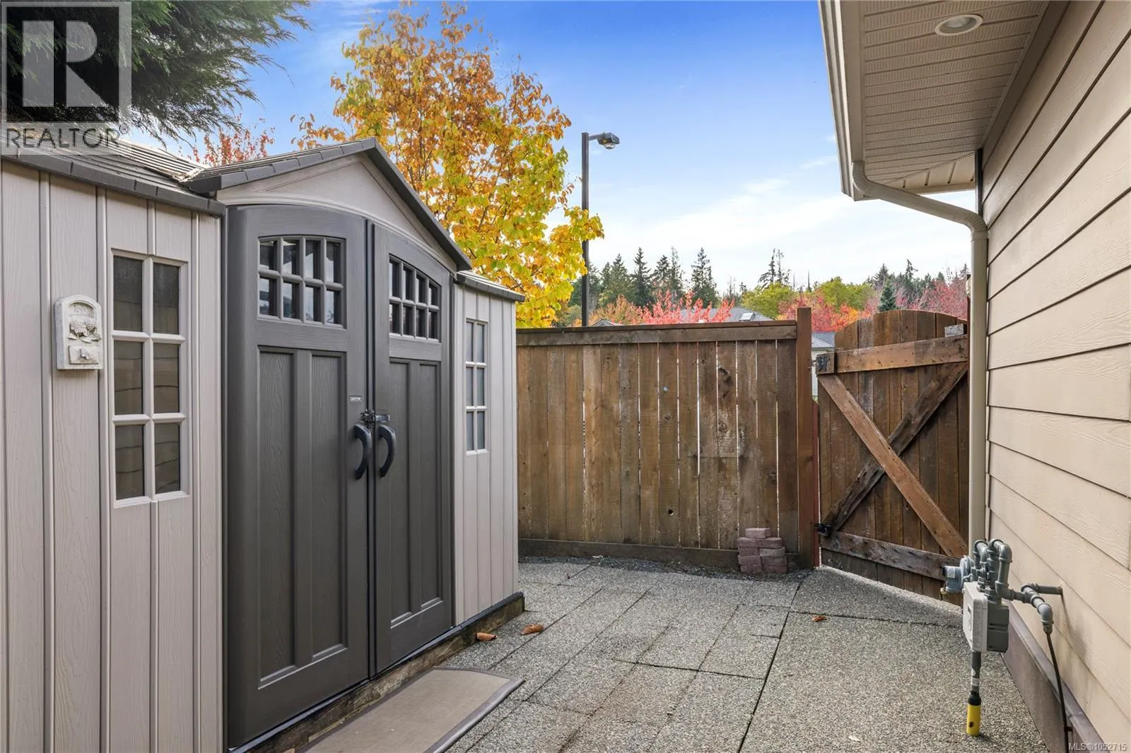 315 Crabapple Cres