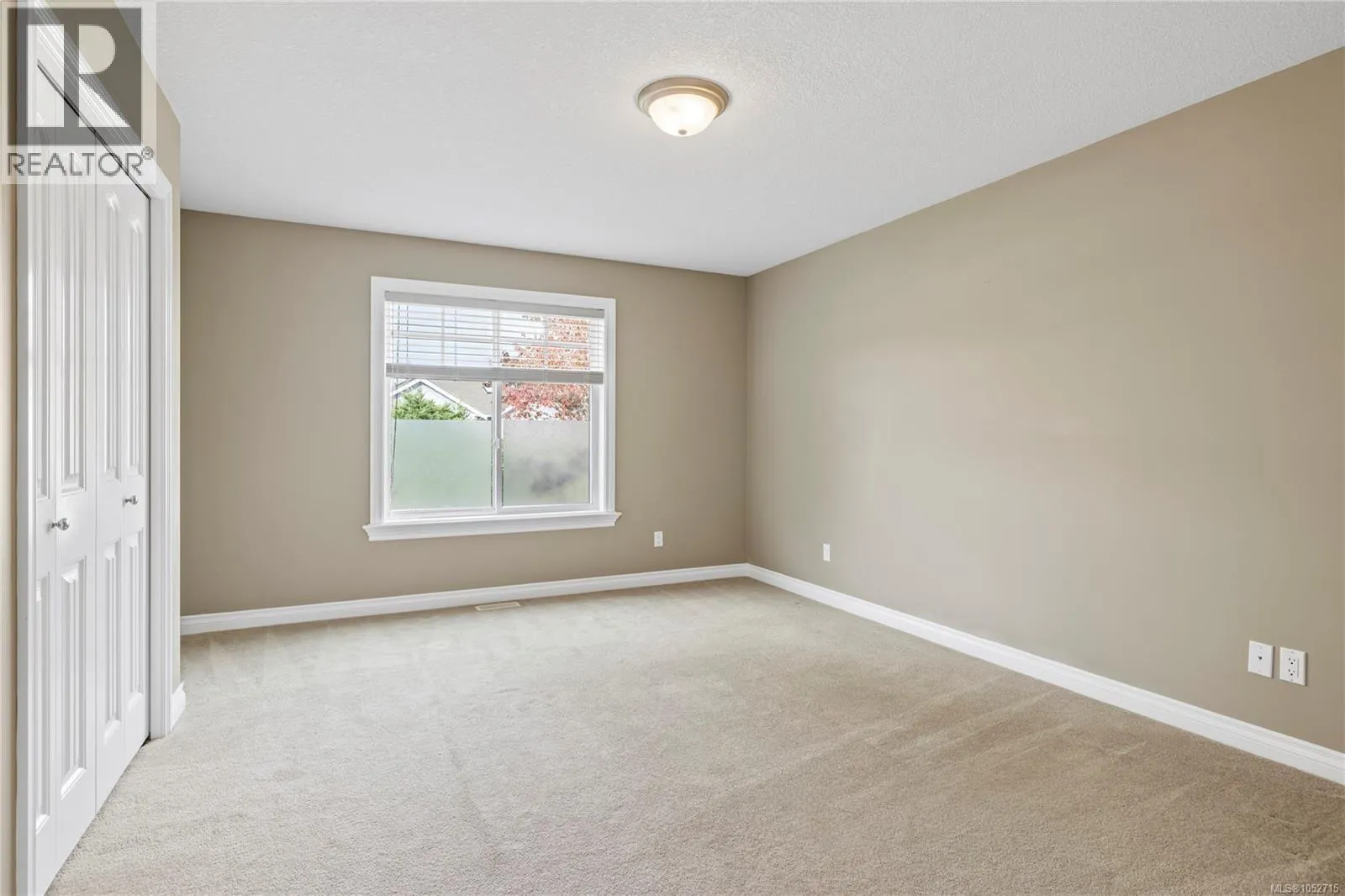 315 Crabapple Cres