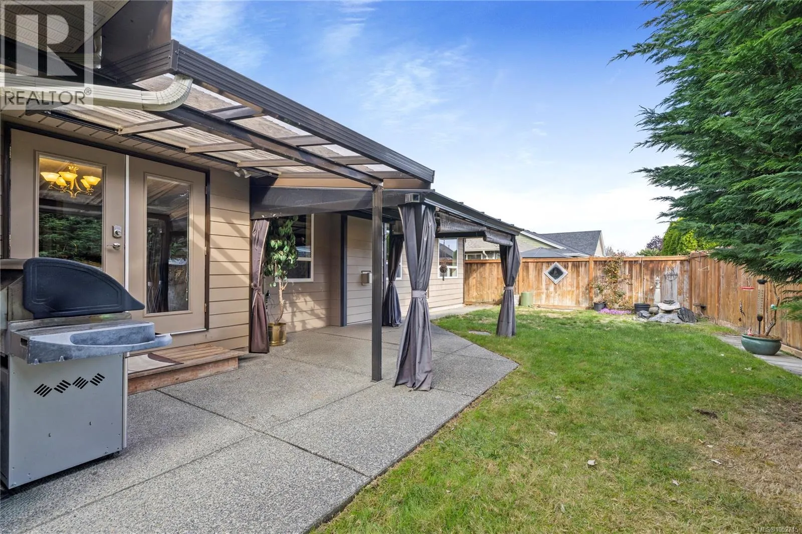 315 Crabapple Cres