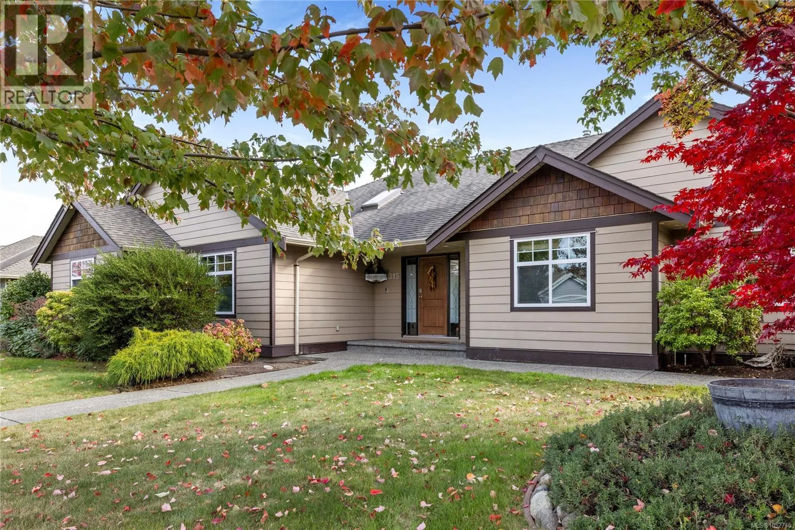 315 Crabapple Cres