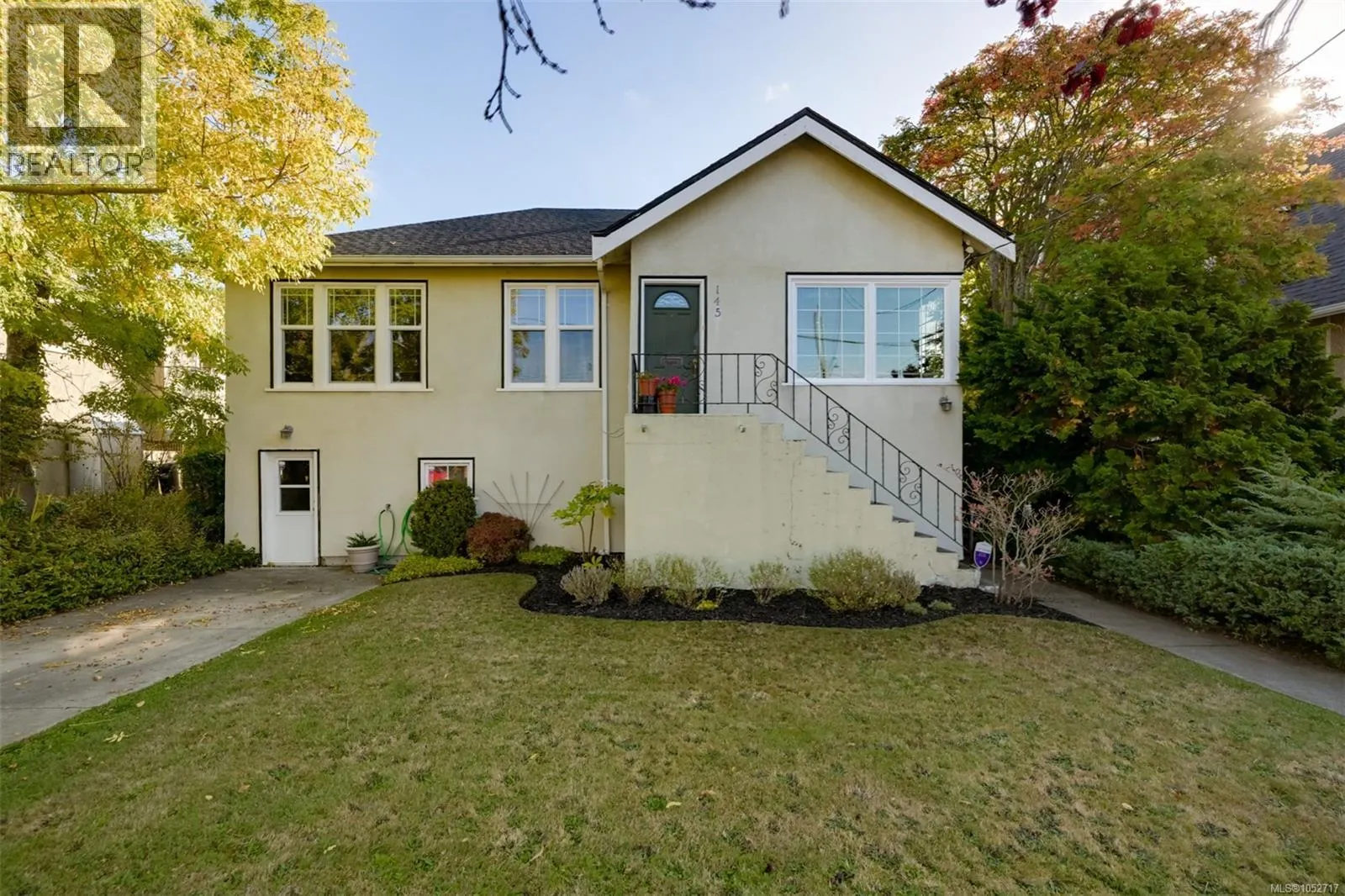 145 Beechwood Ave