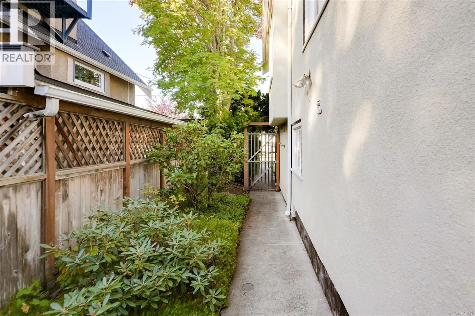 145 Beechwood Ave