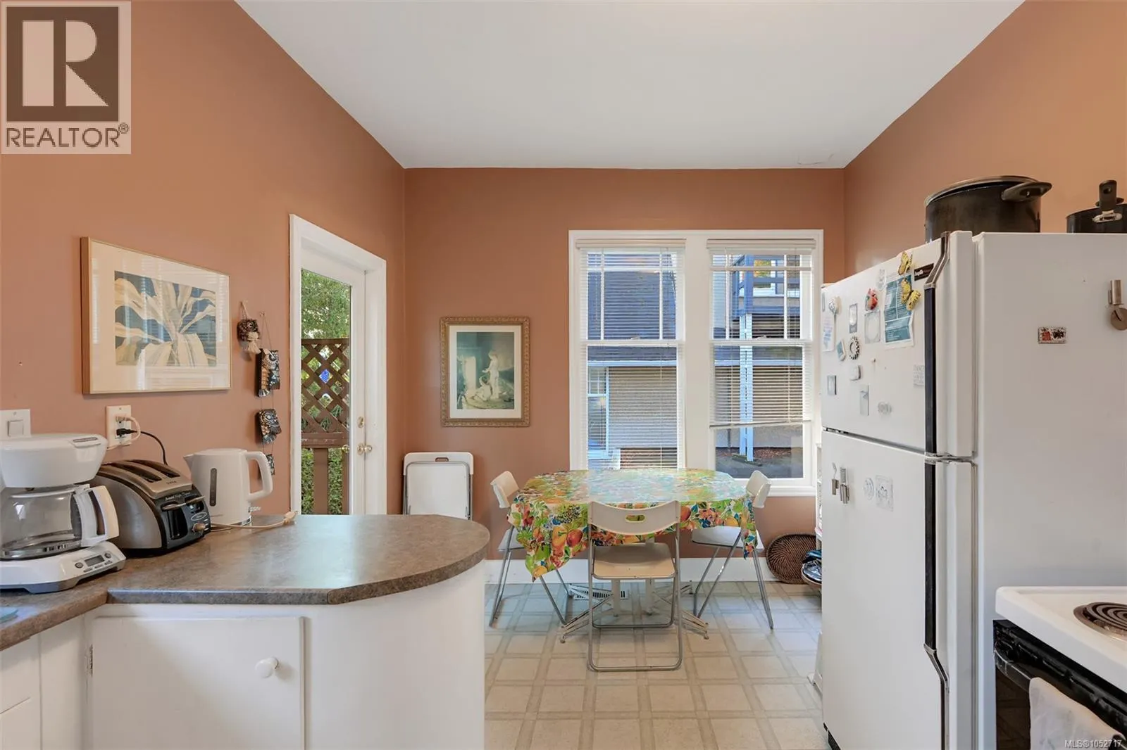 145 Beechwood Ave