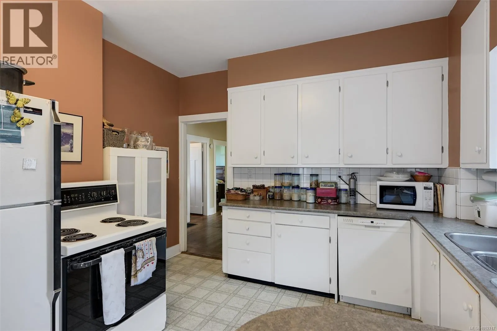 145 Beechwood Ave