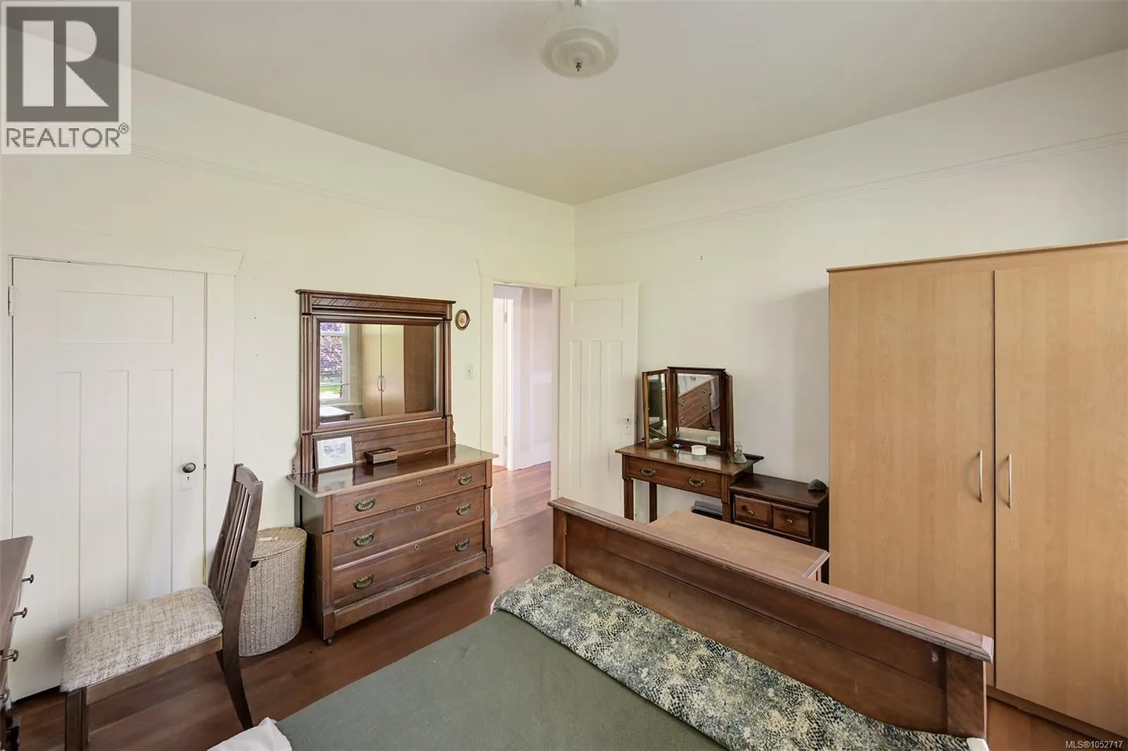 145 Beechwood Ave