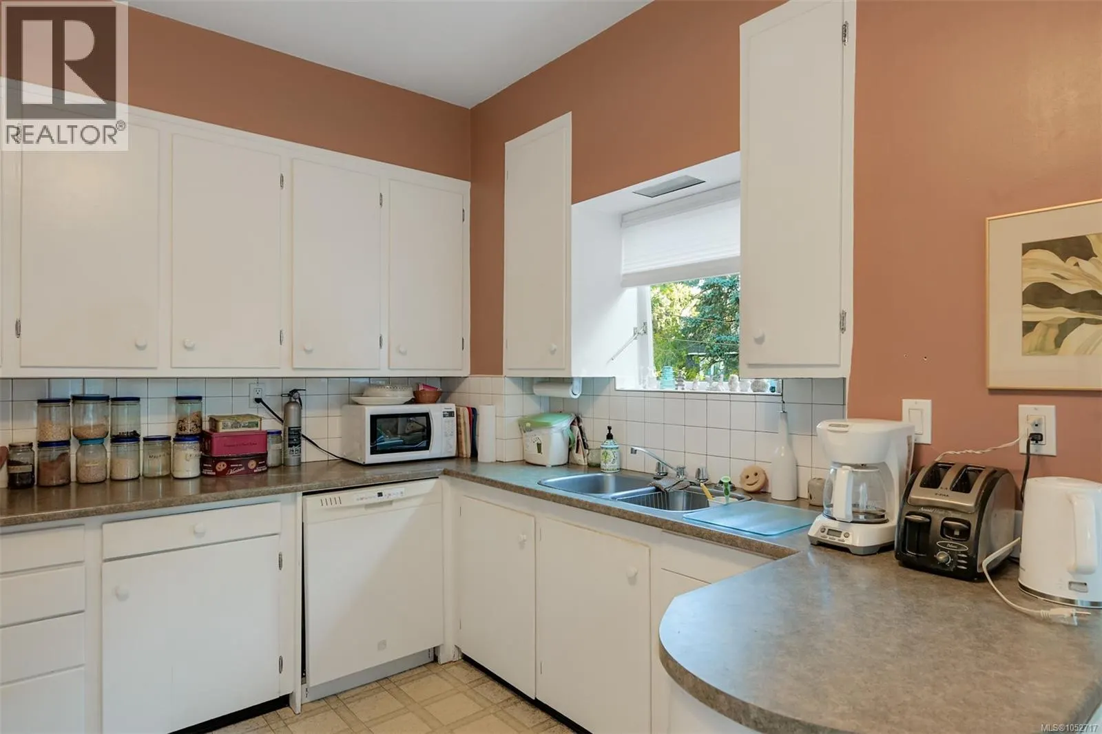 145 Beechwood Ave