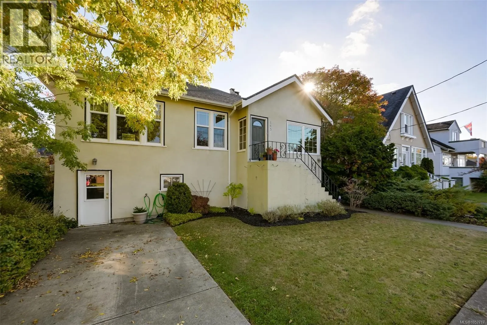 145 Beechwood Ave