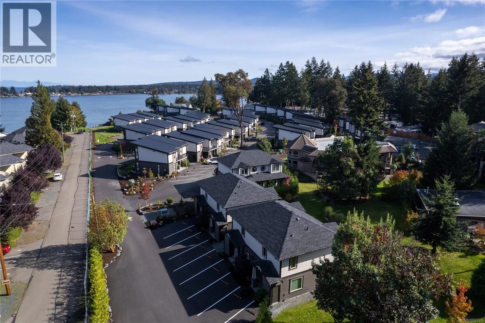 242 1175 Resort Dr