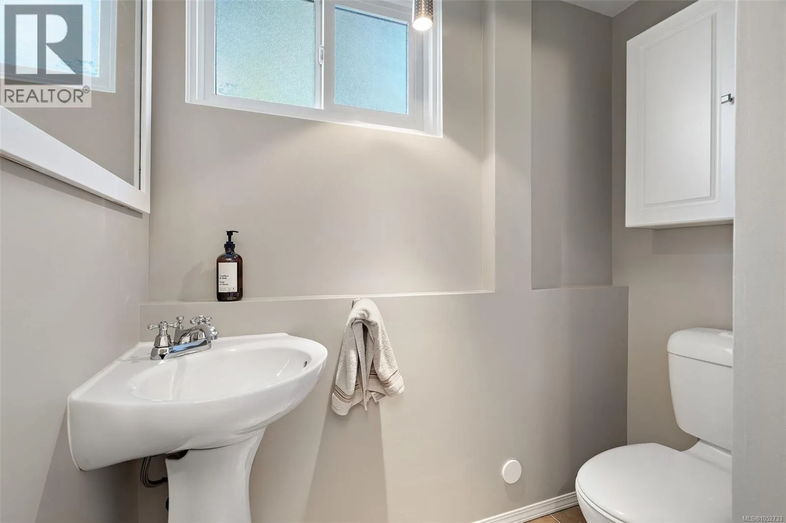 321 Renart Pl