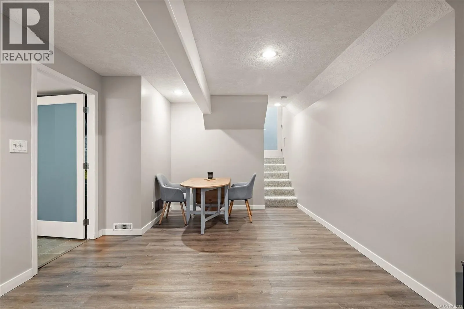 321 Renart Pl