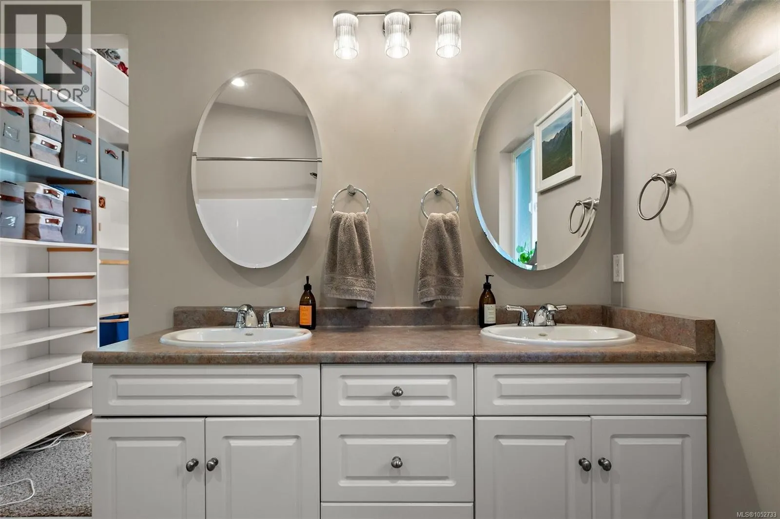 321 Renart Pl
