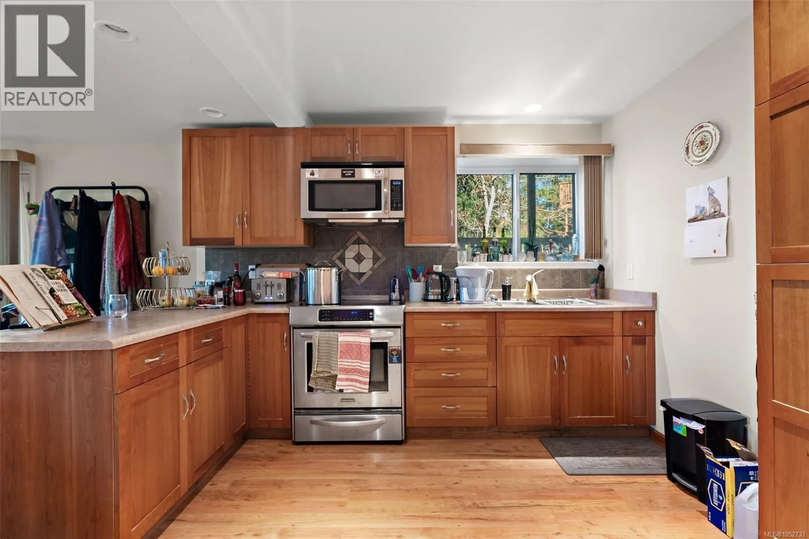 321 Renart Pl