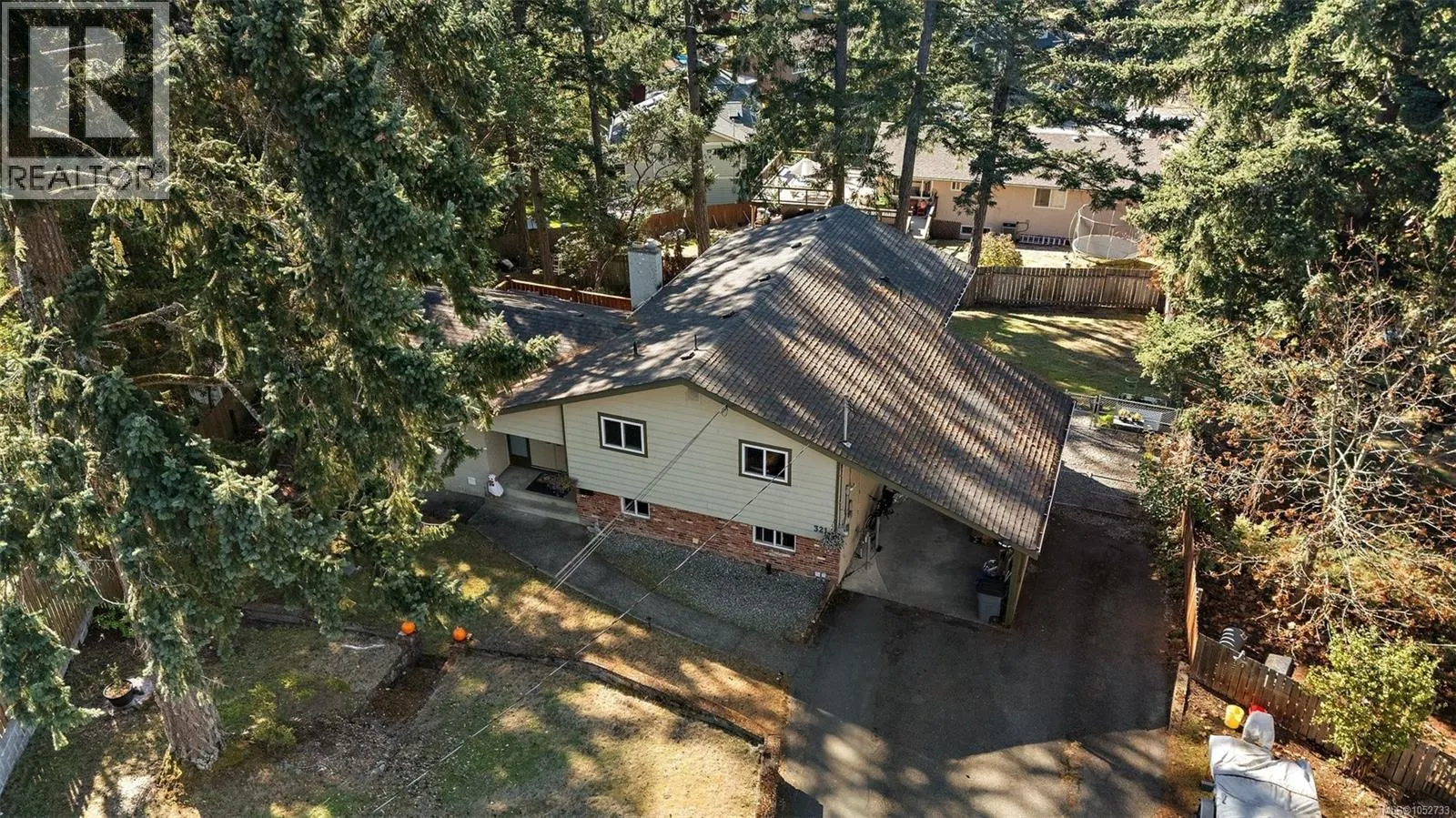 321 Renart Pl
