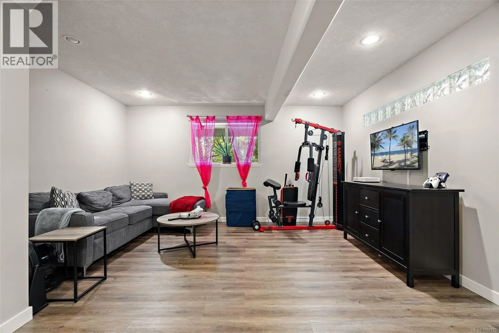 321 Renart Pl