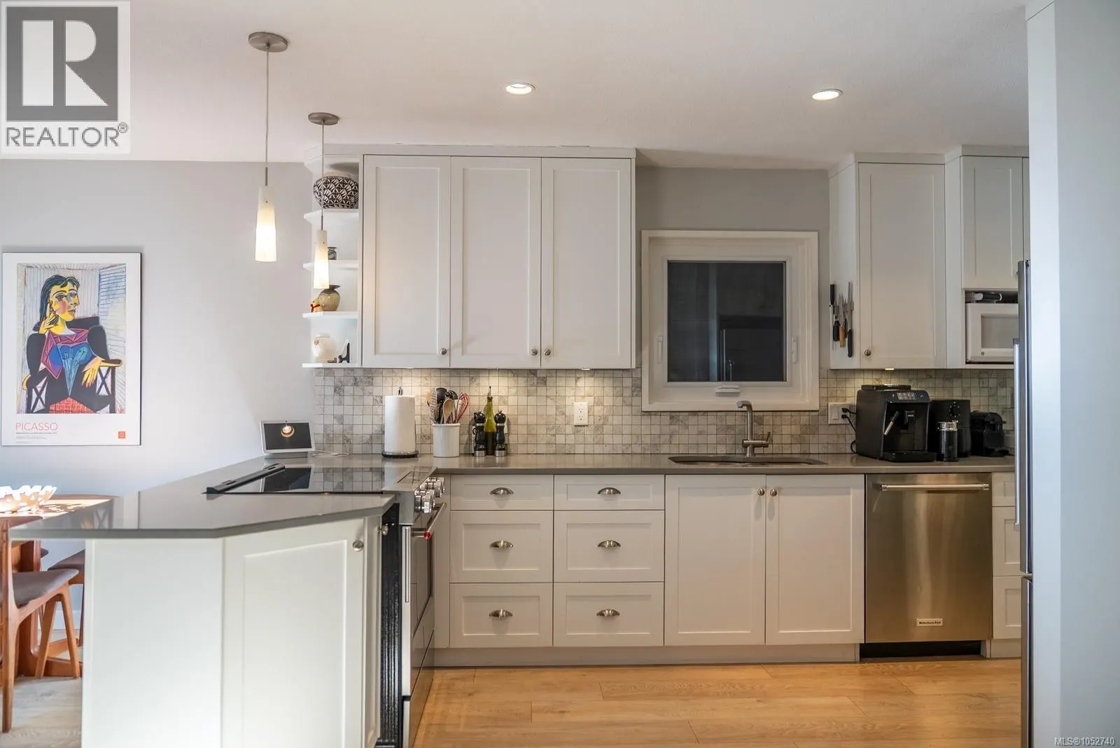 2701 Galley Cres