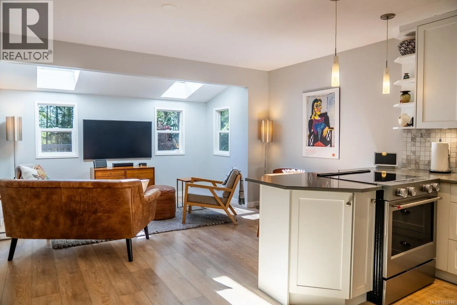 2701 Galley Cres
