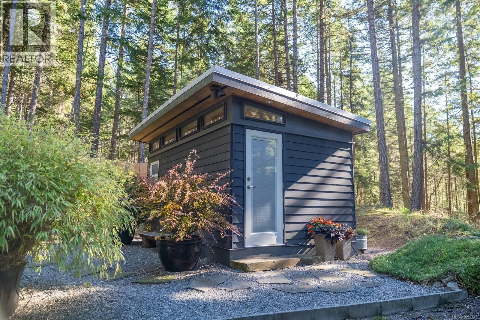 2701 Galley Cres