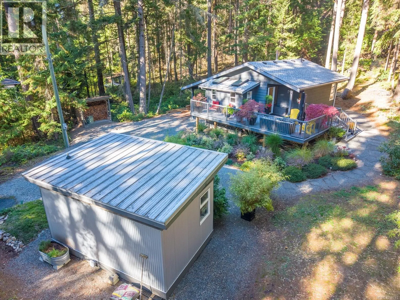 2701 Galley Cres