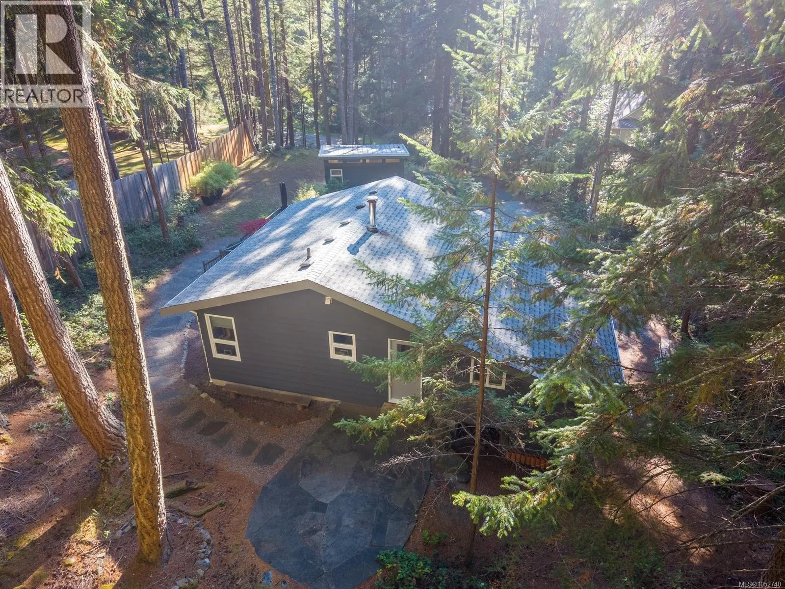 2701 Galley Cres