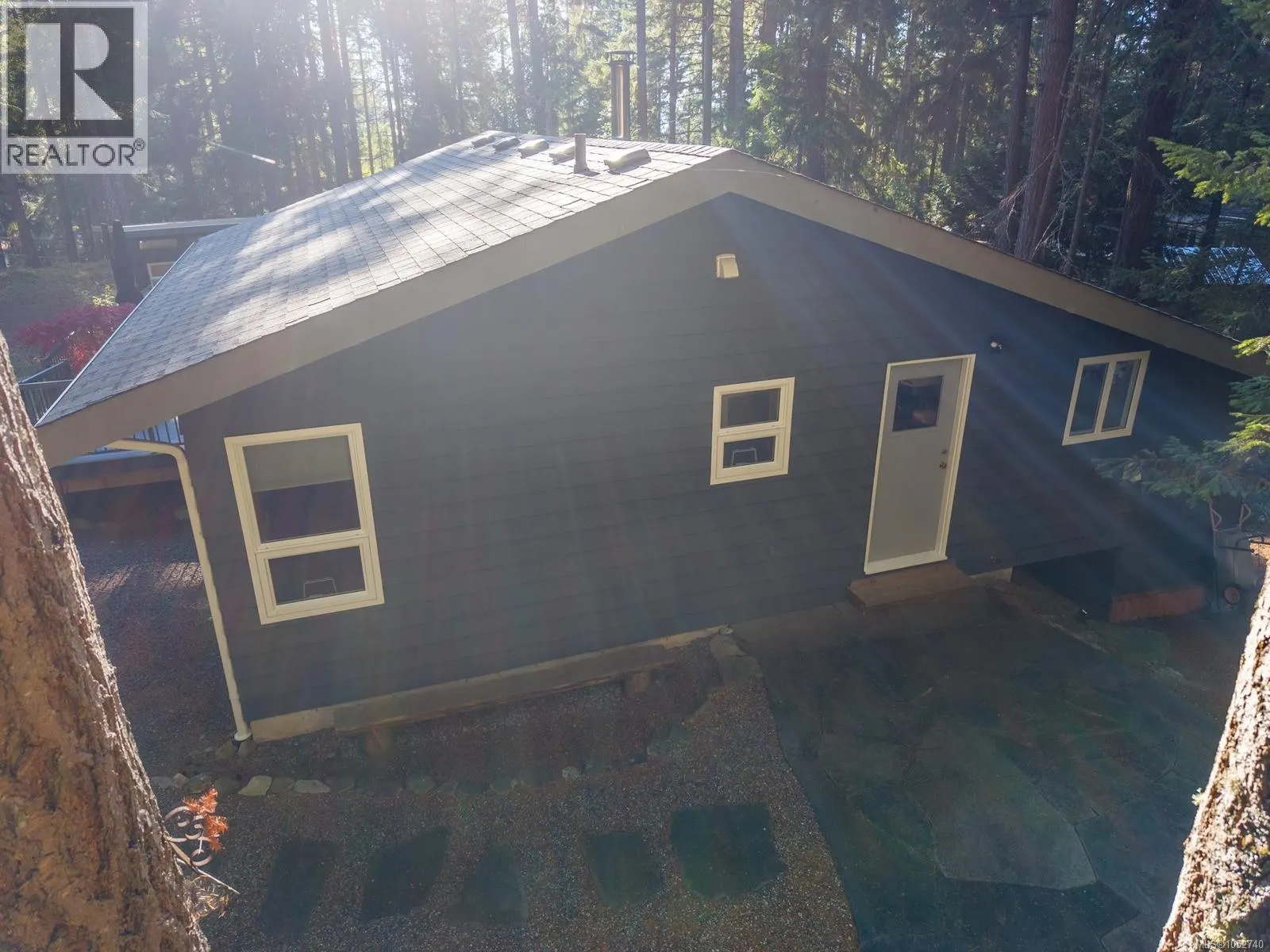 2701 Galley Cres