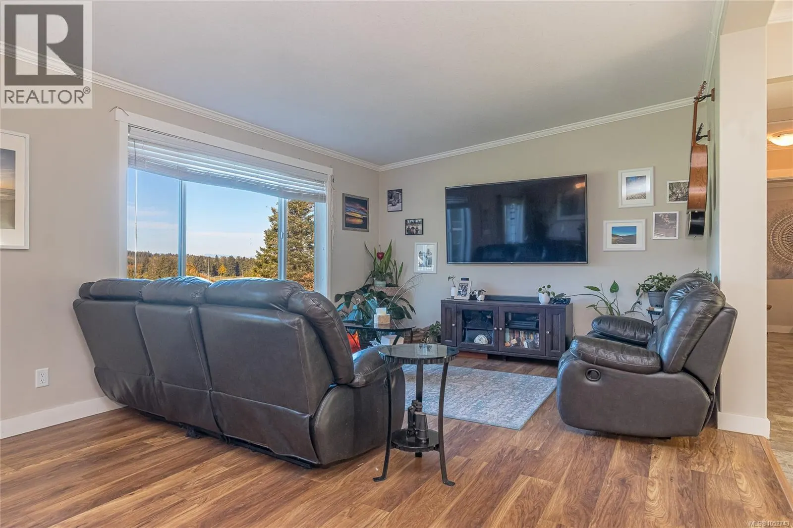 8258 Trans Canada Hwy