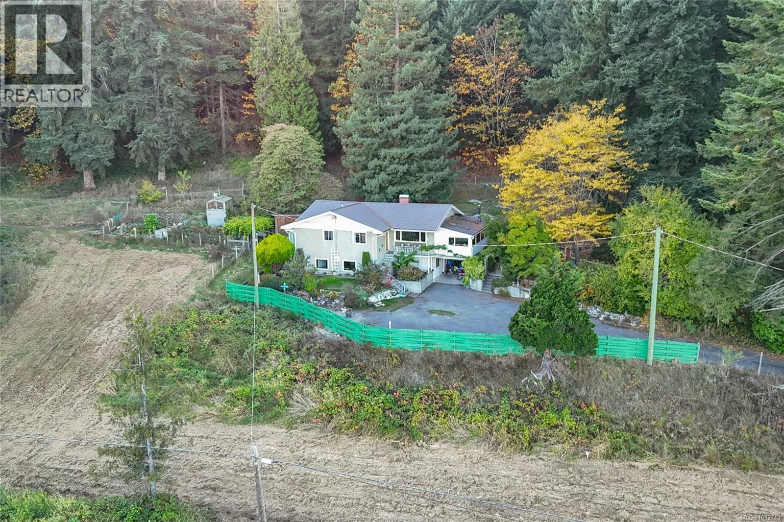 8258 Trans Canada Hwy
