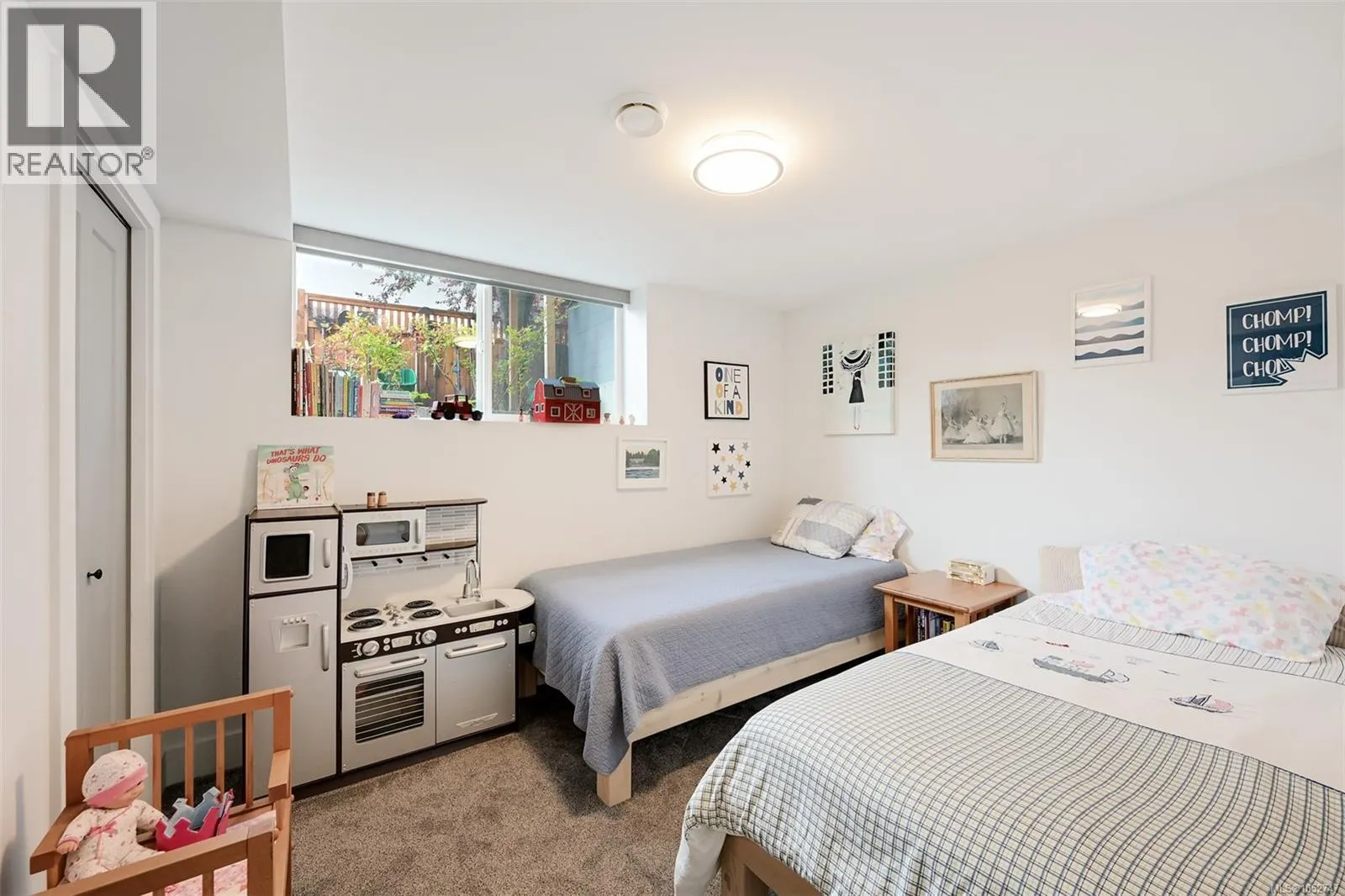 8566 Moxon Terr