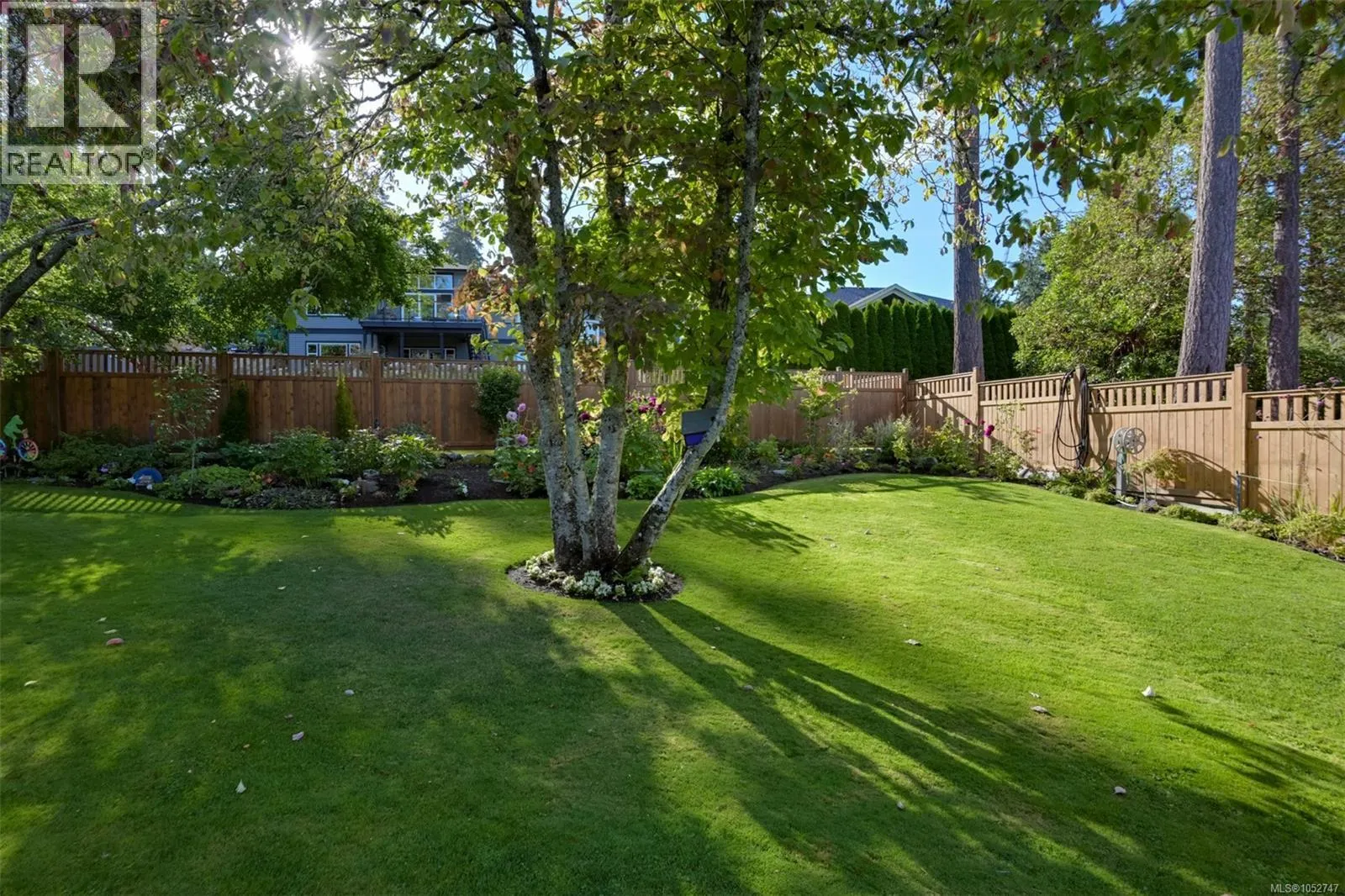 8566 Moxon Terr