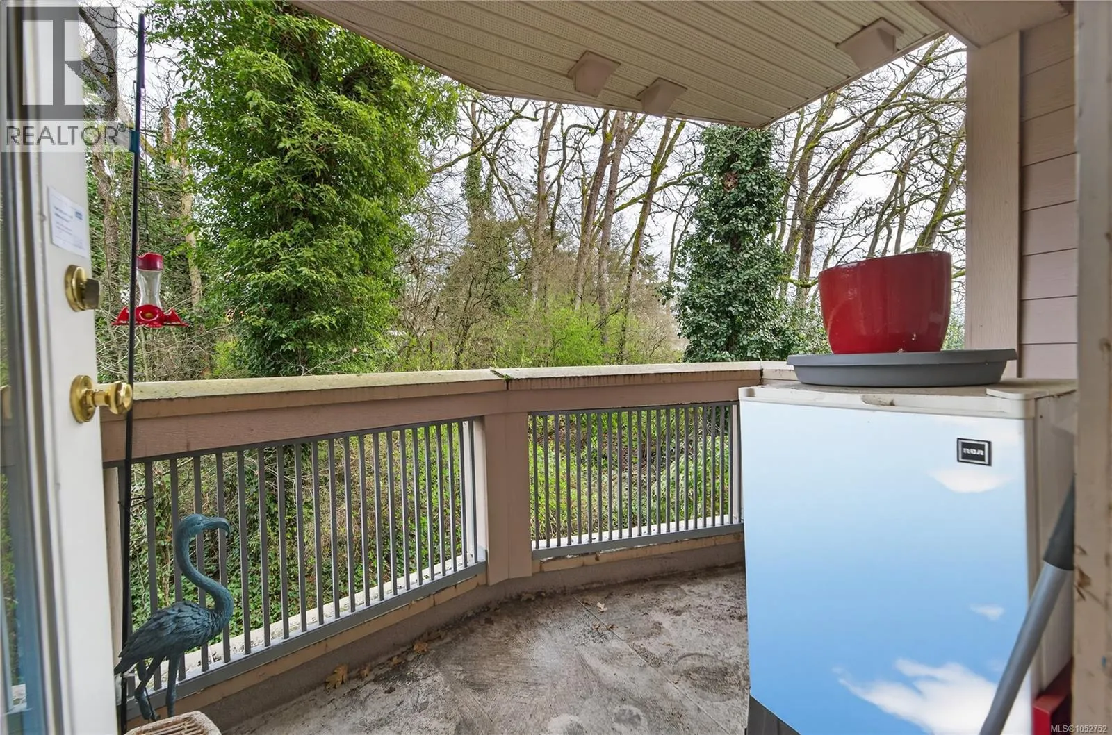 204 799 Blackberry Rd